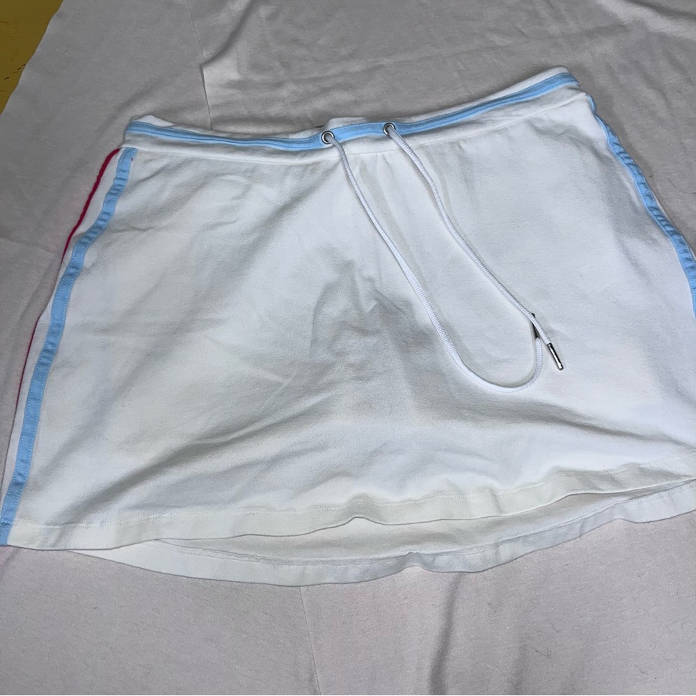 Marika brand White Skirt with Blue and Red Accents b